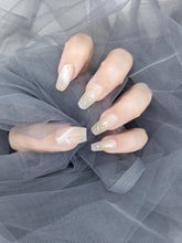 Chic Gilded Sands: Gold daily wear Press on nails Instant Manicure AU