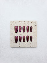 Aurora Nebula: Long Magnetic cat eye Press on Nails Instant