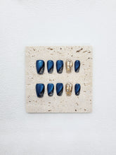 Galactic Nightfall: Magnetic Cat Eye Press on Nails Instant Manicure