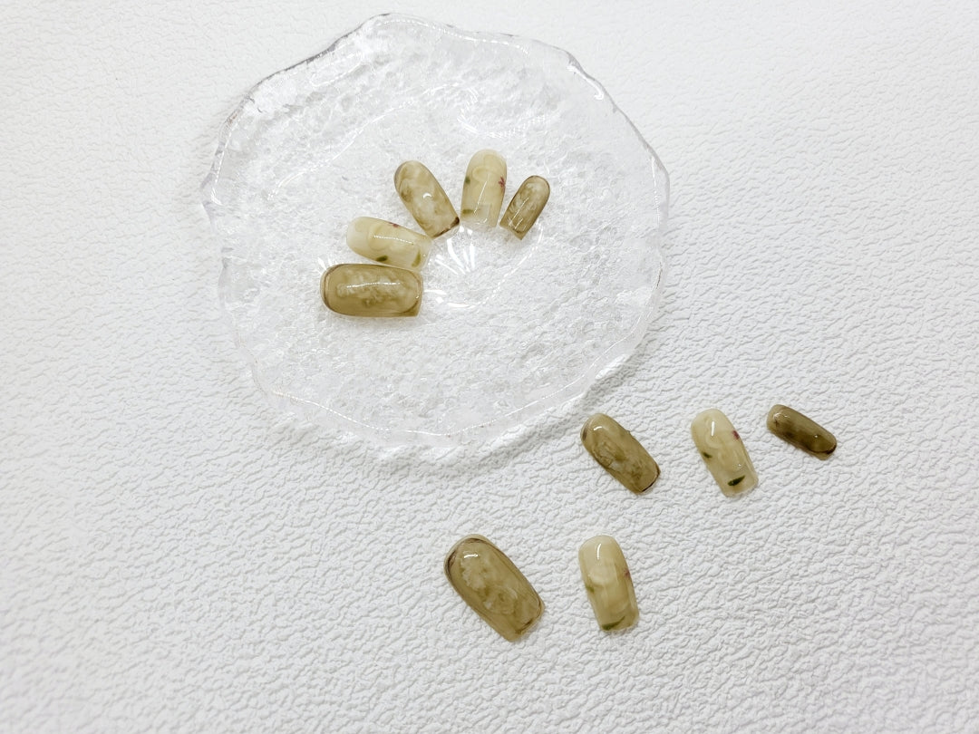 Jungle Serenade: Green flora square Press on Nails Instant Manicure AU