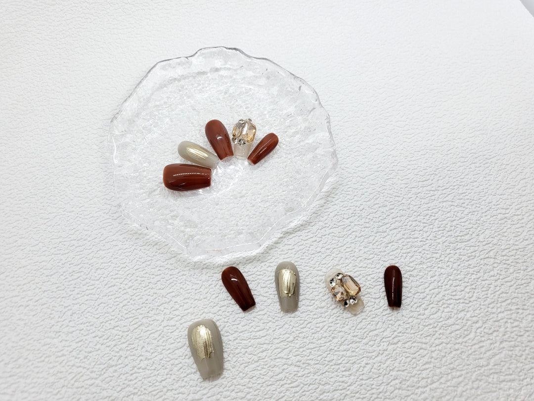Golden Cinnamon: Luxe gold and brown Press on nails Instant Manicure