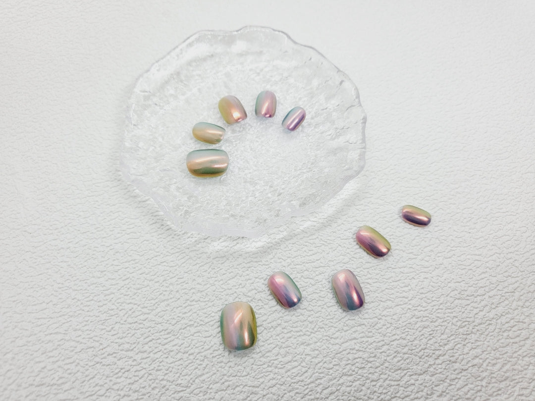 Dreamlight Aura: Short Squoval Aurora Chrome Nails Instant Manicure