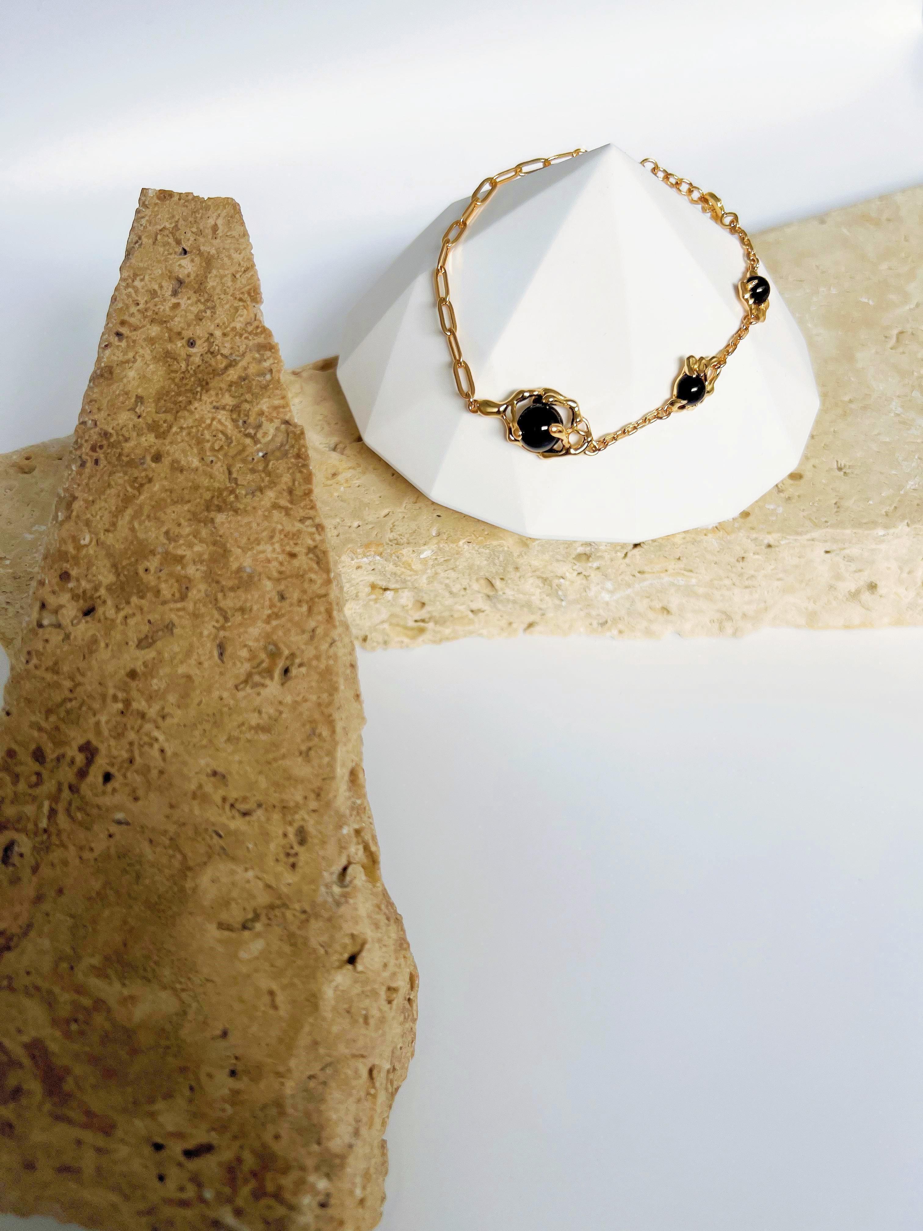 Galactic Cascade Black Agate Bracelet: 925 Sterling Silver 18K Vintage Gold, Cosmic Elegance