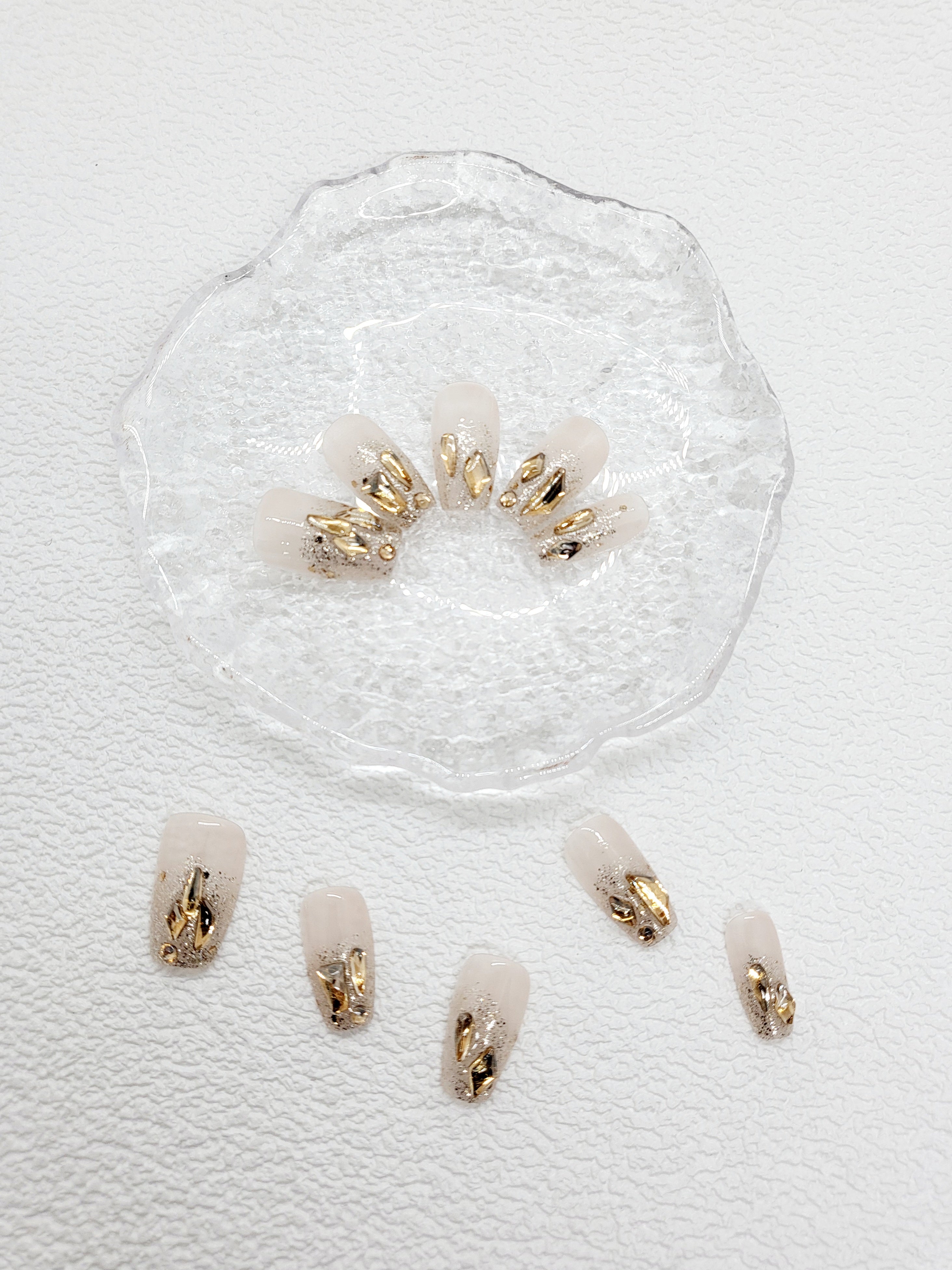 Champagne Glamour: Shimmer gold crystal Press on Nails Instant Mani AU